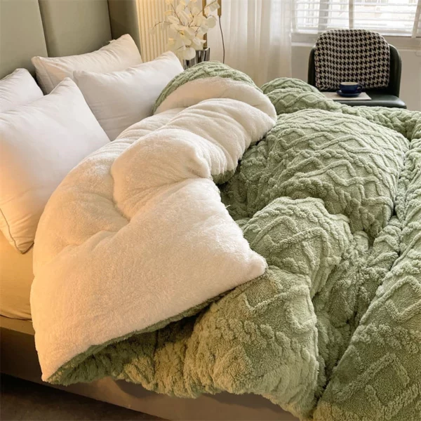 High End Artificial Lamb Cashmere Super Soft  Thickened Warm Blankets