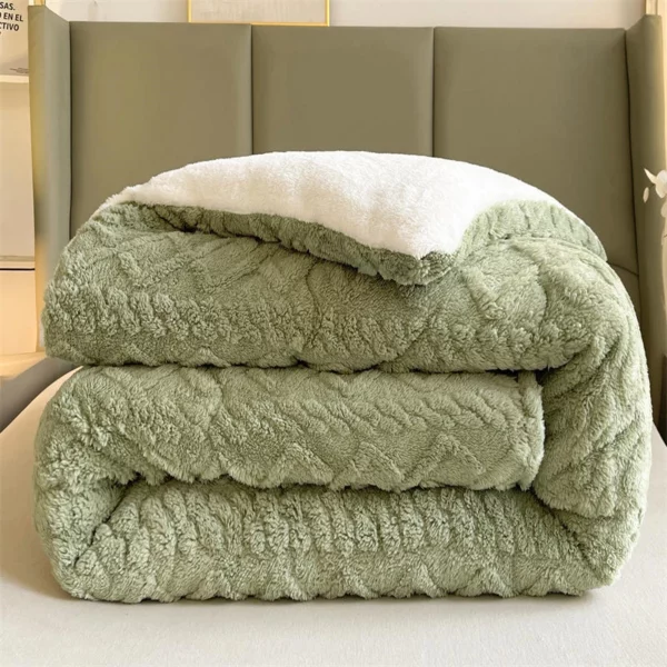 High End Artificial Lamb Cashmere Super Soft  Thickened Warm Blankets - Image 5